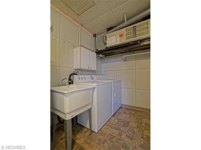 7932 Middlesex Rd, Mentor, OH 44060 photo 14