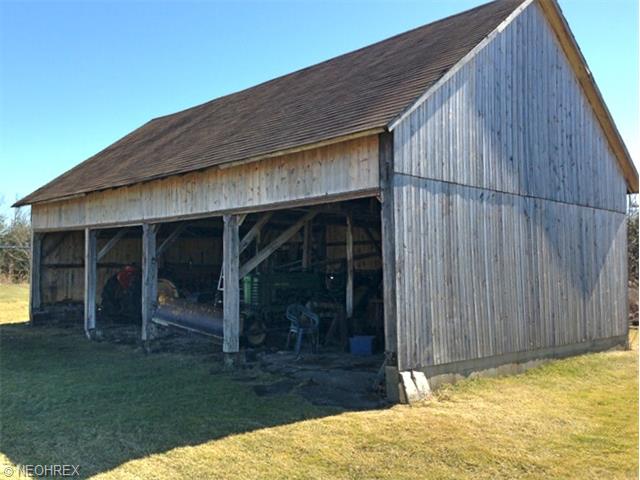 6075 Paris Ave, Louisville, OH 44641 photo 6