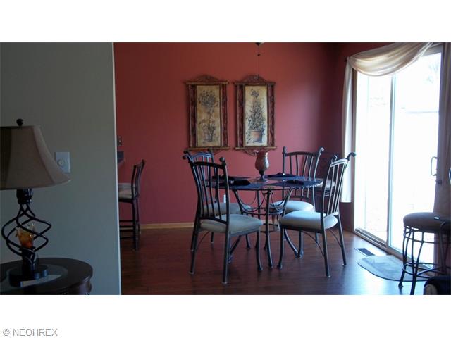 333 Longfellow St, Elyria, OH 44035 photo 5