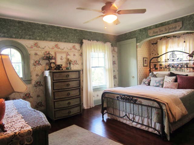 330 Denison Ave, Elyria, OH 44035 photo 5