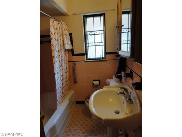 1419 North Ave, Parma, OH 44134 photo 17