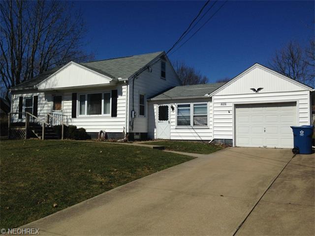 420 Stuart St NW, Massillon, OH 44646 photo 1