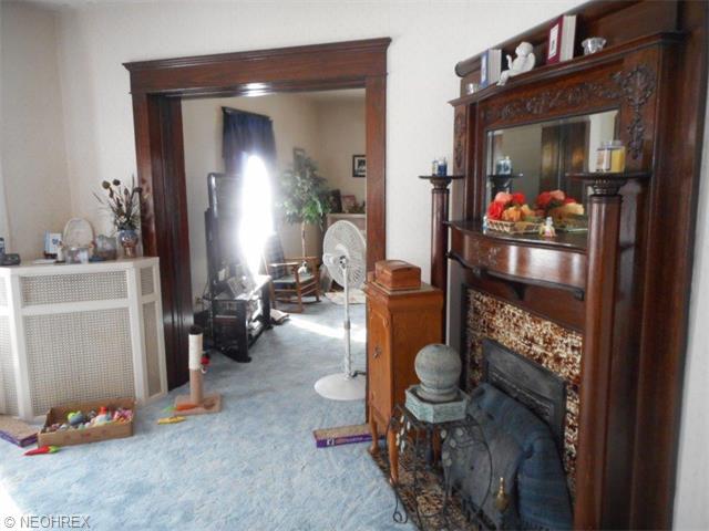 1121 Dover Ave, Dover, OH 44622 photo 4