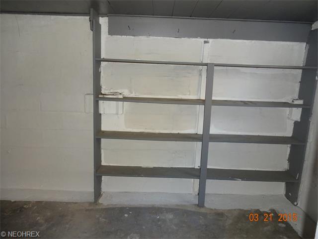 1957 E 34th St, Lorain, OH 44055 photo 14