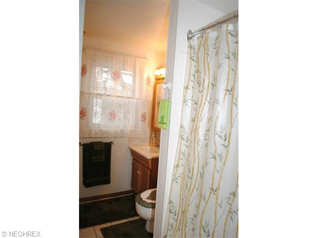 415 E Wilbeth Rd, Akron, OH 44301 photo 13