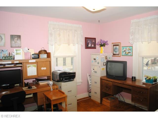 415 E Wilbeth Rd, Akron, OH 44301 photo 12