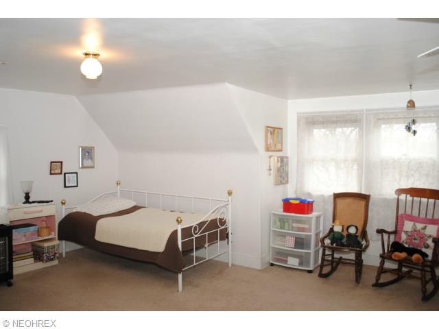 415 E Wilbeth Rd, Akron, OH 44301 photo 9