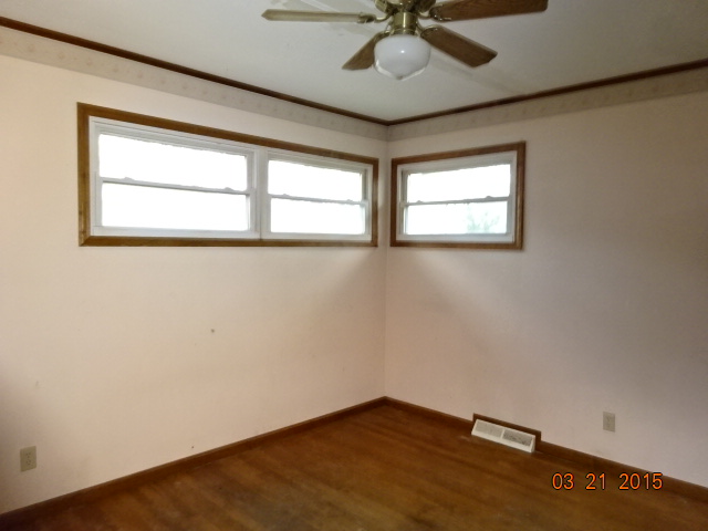 436 Olivet Dr, Elyria, OH 44035 photo 9