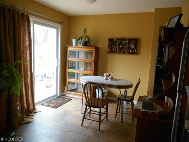 6438 Murray Ave, Ashtabula, OH 44004 photo 10