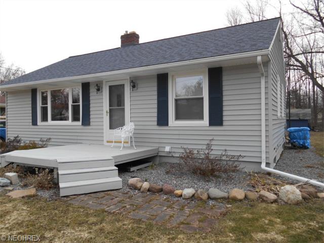6438 Murray Ave, Ashtabula, OH 44004 photo 4