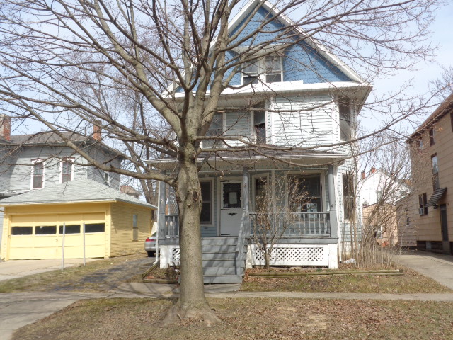 357 8th St, Elyria, OH 44035 photo 1