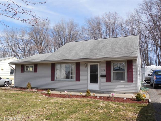 375 White Oak Dr, Elyria, OH 44035 photo 1