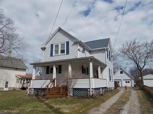 1119 E 16th St, Ashtabula, OH 44004 photo 1