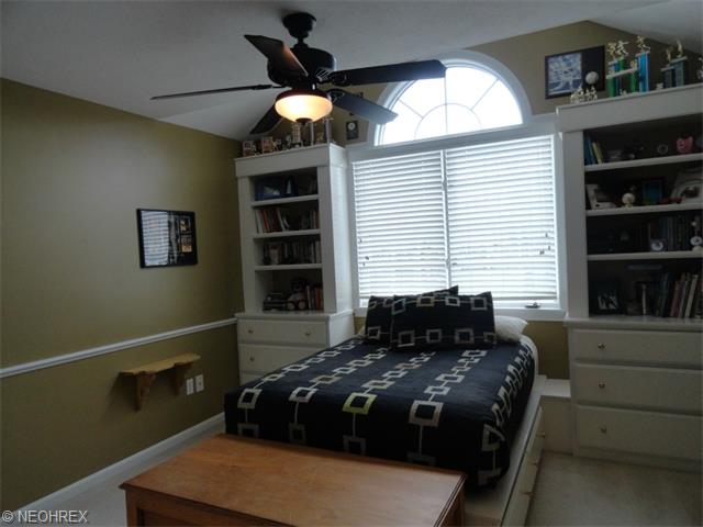 7458 Forthampton Ct, Hudson, OH 44236 photo 13