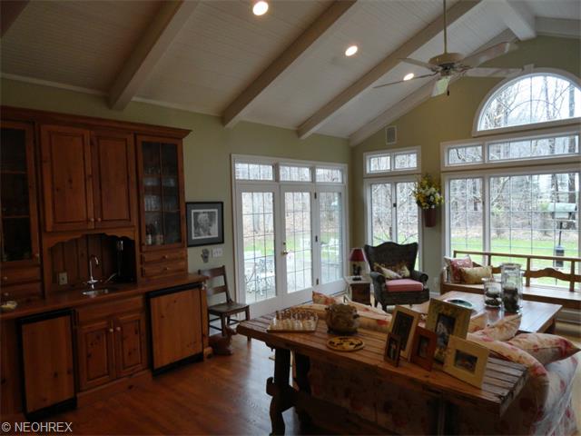7458 Forthampton Ct, Hudson, OH 44236 photo 5