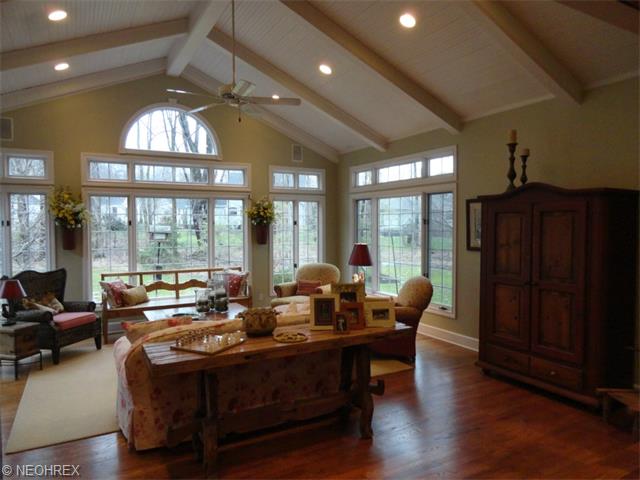 7458 Forthampton Ct, Hudson, OH 44236 photo 7