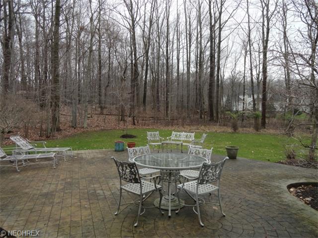 7458 Forthampton Ct, Hudson, OH 44236 photo 14