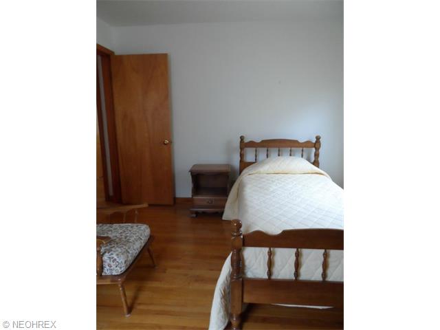 247 Overlook Blvd, Struthers, OH 44471 photo 7