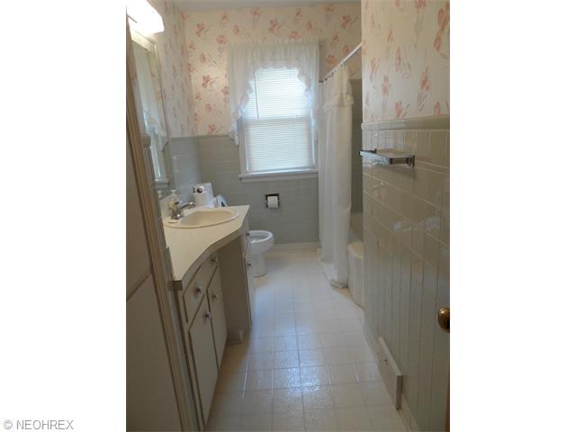 247 Overlook Blvd, Struthers, OH 44471 photo 2