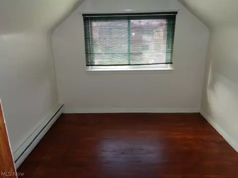 5618 Warwick Dr, Parma, OH 44129 photo 9