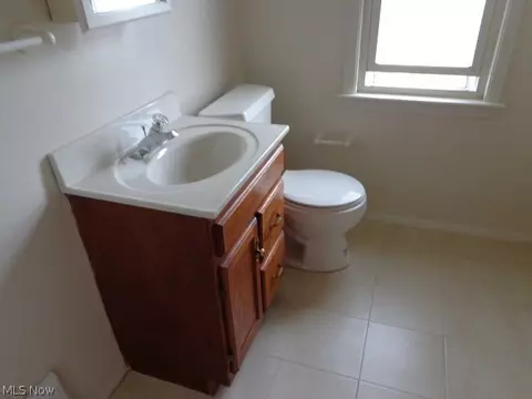 5618 Warwick Dr, Parma, OH 44129 photo 12