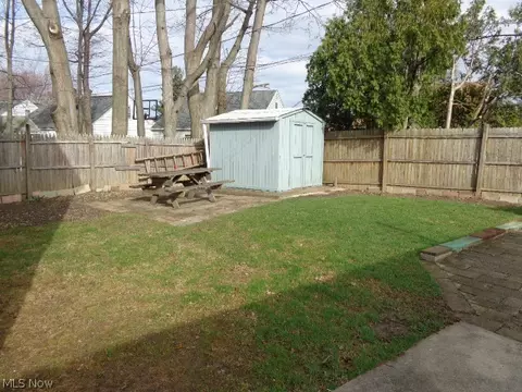5618 Warwick Dr, Parma, OH 44129 photo 15