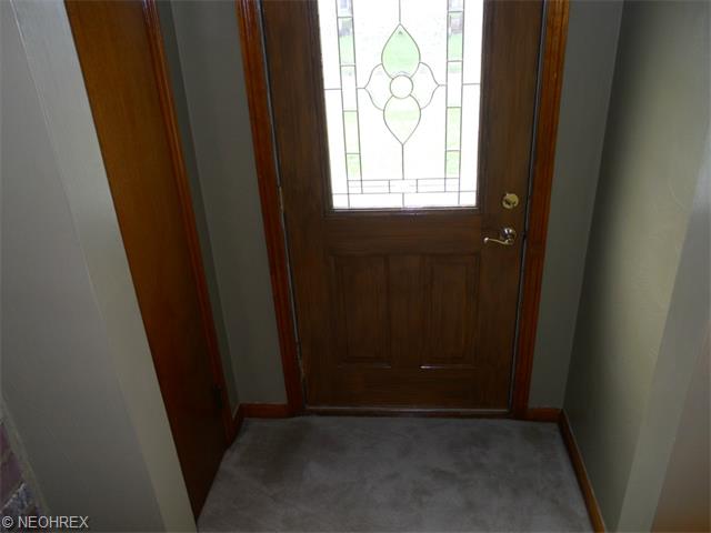 229 Harvey St, Struthers, OH 44471 photo 10
