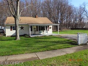 269 Samuel St, Elyria, OH 44035 photo 3