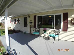 269 Samuel St, Elyria, OH 44035 photo 2