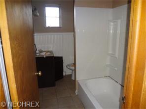 6220 Eavenson Rd, Brook Park, OH 44142 photo 6