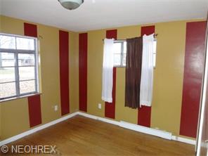 6220 Eavenson Rd, Brook Park, OH 44142 photo 7
