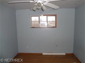 6220 Eavenson Rd, Brook Park, OH 44142 photo 5