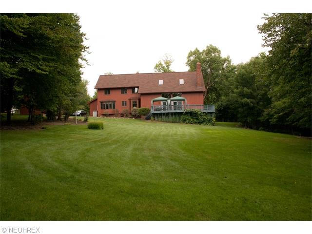 29402 Eddy Rd, Willoughby Hills, OH 44092 photo 11