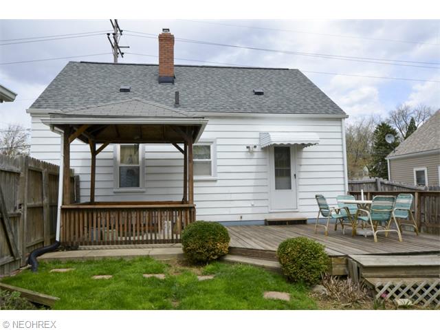 562 Upton Ave, Akron, OH 44310 photo 22