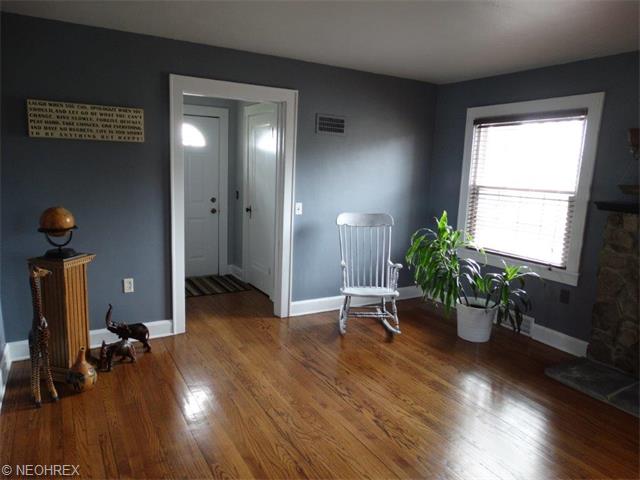 6707 S Carr Rd, Apple Creek, OH 44606 photo 3