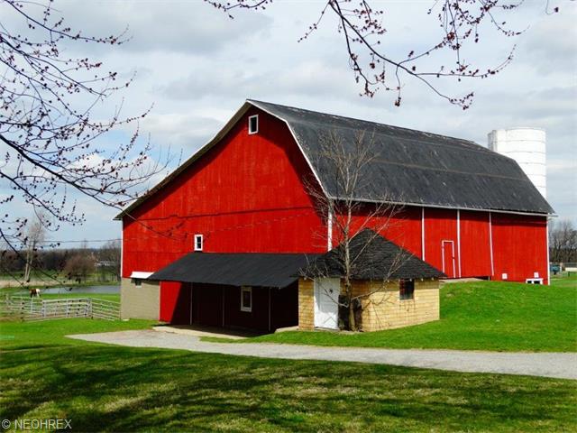 6707 S Carr Rd, Apple Creek, OH 44606 photo 12