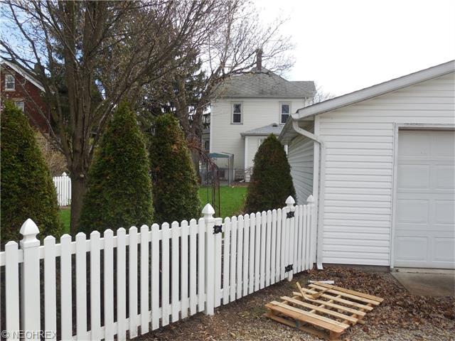 513 E Iron Ave, Dover, OH 44622 photo 6