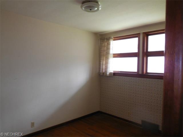 5757 Springrove Dr, Solon, OH 44139 photo 9