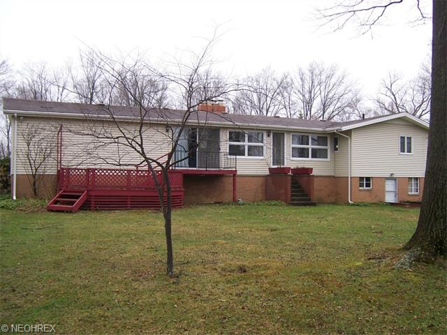 840 W Milton St, Alliance, OH 44601 photo 2