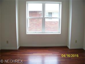 2332 E 32nd St, Lorain, OH 44055 photo 4