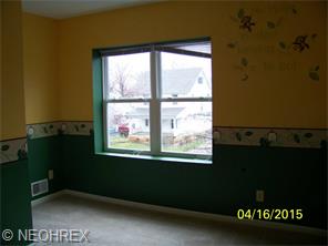 2332 E 32nd St, Lorain, OH 44055 photo 11