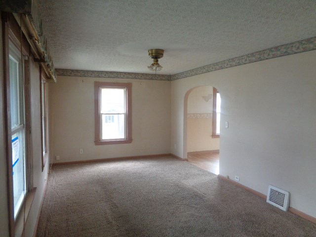 1722 E 32nd St, Lorain, OH 44055 photo 3