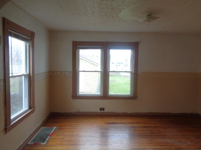 1722 E 32nd St, Lorain, OH 44055 photo 4
