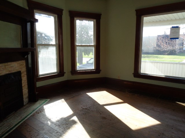 1879 E 29th St, Lorain, OH 44055 photo 5