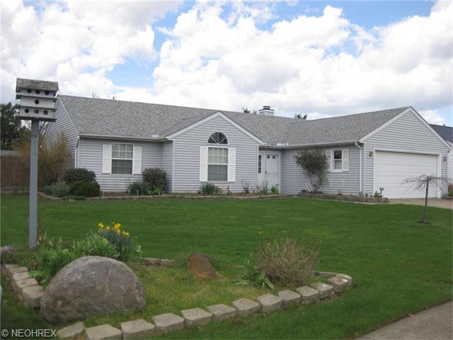285 Xavier St, Elyria, OH 44035 photo 1