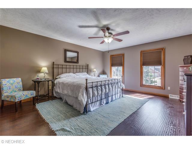 1808 Cedarhurst Dr, Wickliffe, OH 44092 photo 15
