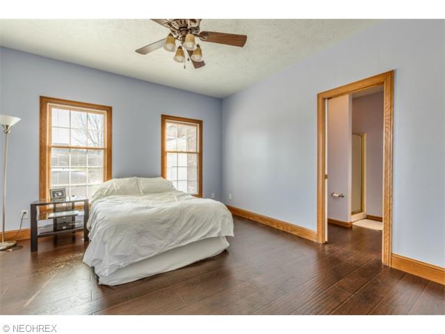 1808 Cedarhurst Dr, Wickliffe, OH 44092 photo 13