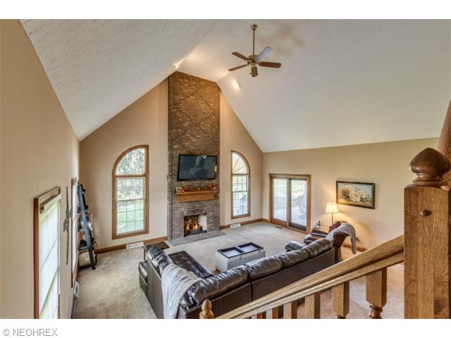 1808 Cedarhurst Dr, Wickliffe, OH 44092 photo 4