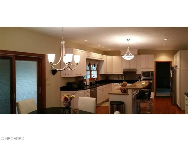 1808 Cedarhurst Dr, Wickliffe, OH 44092 photo 8