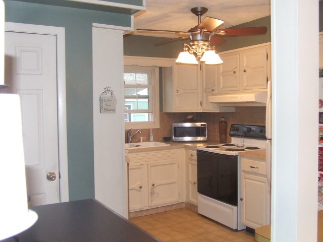 1020 Dover Ave, Dover, OH 44622 photo 2